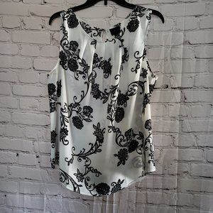 Worthington, Size: XXL, Black and White Floral Print Sleeveless Top